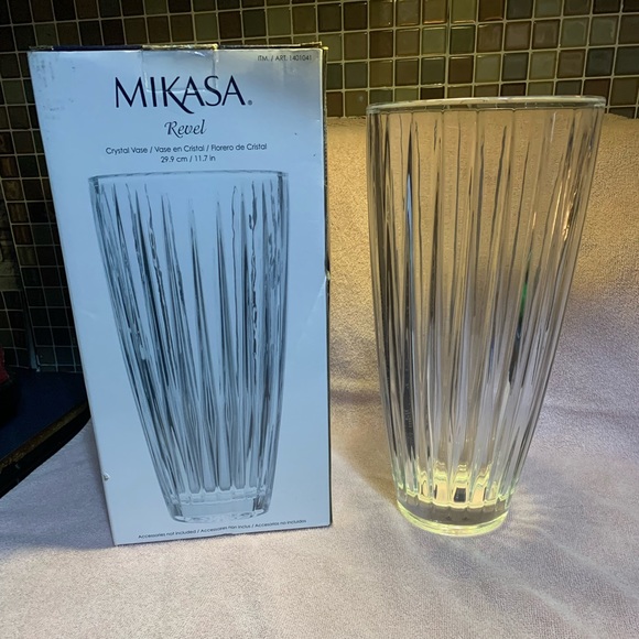 Mikasa Accents Mikasa Revel Crystal Vase 2 Poshmark